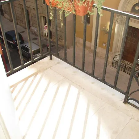 Center * Μπάρι