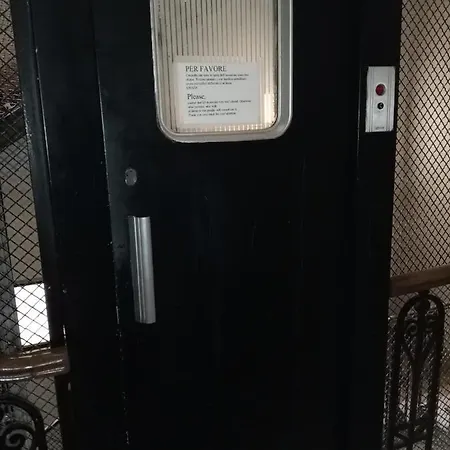 Гостьовий будинок Center