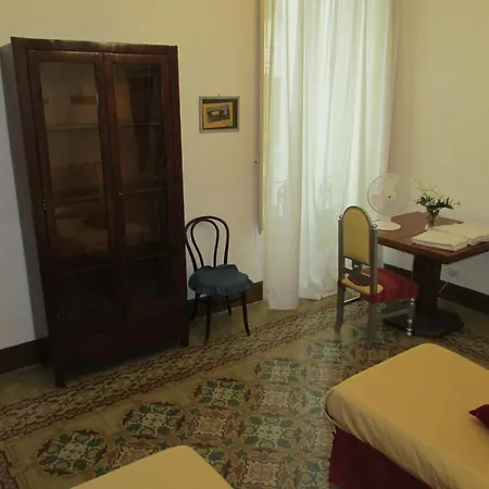 Center Guest house Bari